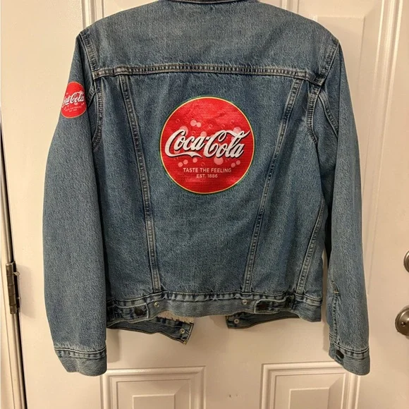 Levi's Light Blue Denim Jacket with Sherpa Lining size medium - Picture 2 of 6